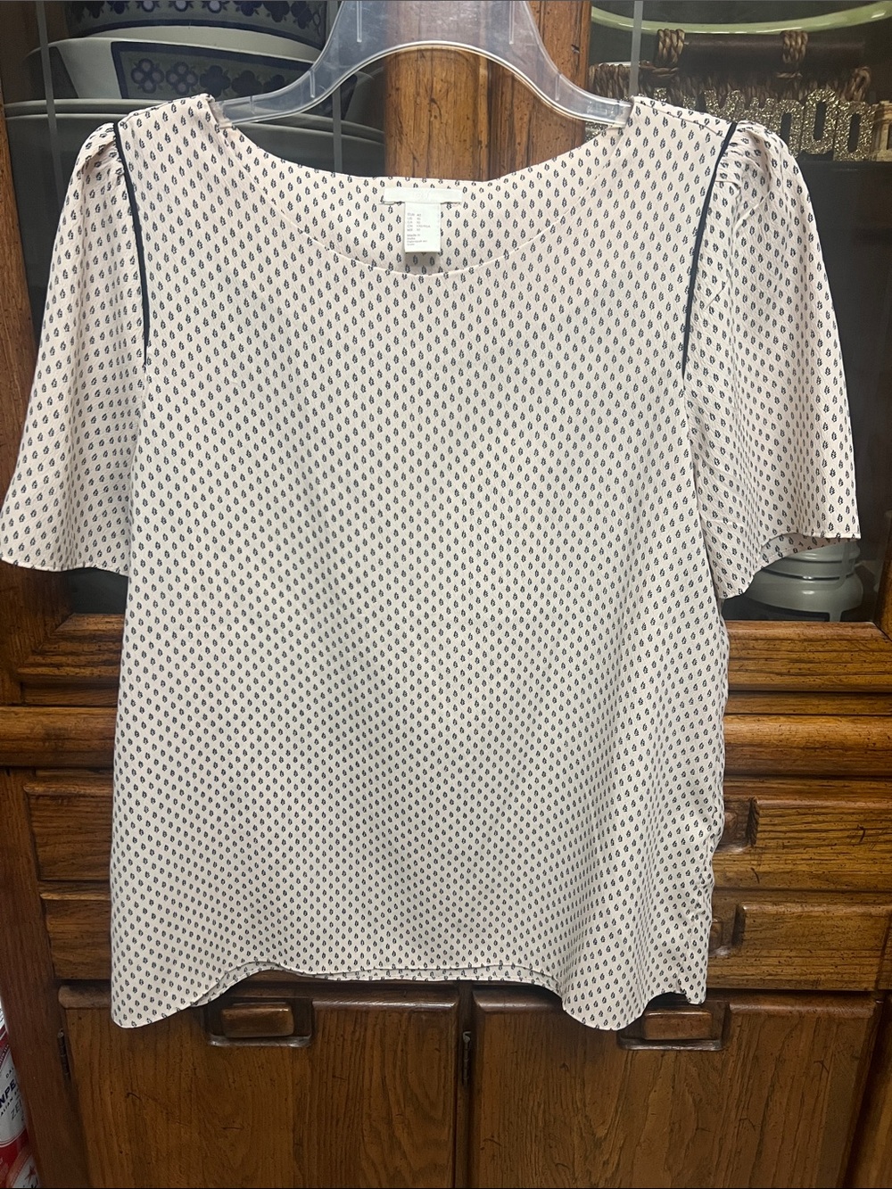 H&M Women’s Cream Short-Sleeve Printed Blouse